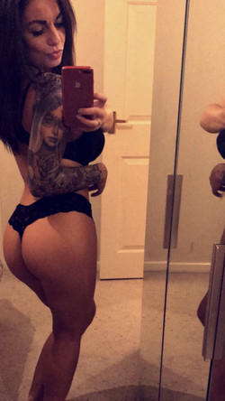 [OF] Tatted Hotwife (@sophia_leighxx) Pics/2018-06-11-Watch us fuck-51386611-AE8BEA16-0DC2-4BA0-8E2F-E5A5F3A6BA49.png