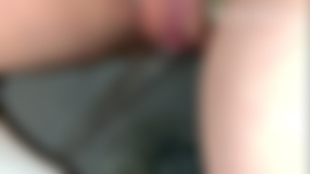 MillieKnoxx - Pee Compilation 4K HD/03.jpg