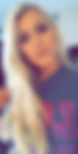 [OnlyFans.com] Elle Brooke (@ellebrookeuk)/photos/18-08-17 1901130-01 1120x2208.jpg