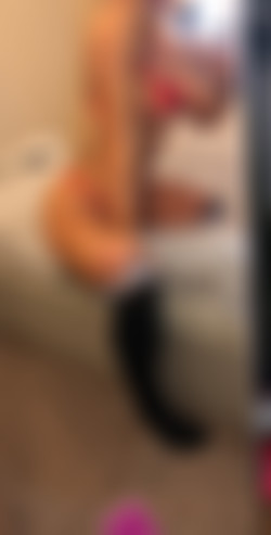 [OnlyFans.com] Elle Brooke (@ellebrookeuk)/photos/18-08-17 1901157-01 1120x2208.jpg