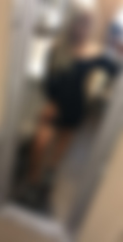 [OnlyFans.com] Elle Brooke (@ellebrookeuk)/photos/18-08-25 1940031-01 1120x2208.jpg