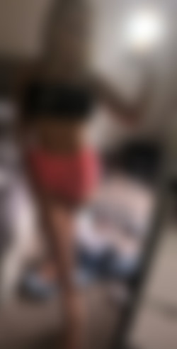 [OnlyFans.com] Elle Brooke (@ellebrookeuk)/photos/18-08-25 1940036-01 1122x2208.jpg