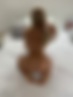 [OnlyFans.com] Elle Brooke (@ellebrookeuk)/photos/19-06-16 4946885-02 Happy Fathers Day from the girl with Daddy issues 3024x4032.jpeg