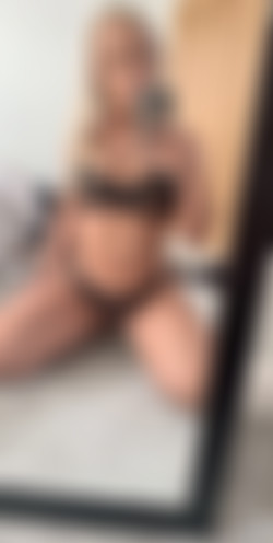 [OnlyFans.com] Elle Brooke (@ellebrookeuk)/photos/19-07-26 5753462-04 So this just happened.. my gorgeous Sister has set up an OnlyFans too Go s(..) 1088x2160.jpg