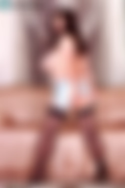 Scoreland.com SiteRip - Part #1/00100-December 2003 Score-Angela White/1600/Angela13.jpg