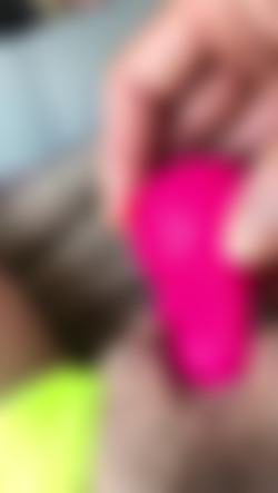 Minipack • Personal Collection • Part 6 • Bitches/406p x 720p [OLD]  Under 16mb & Over 2min/Masturbating MILF Mom Orgasms with Toy in Public in the Car_sexyyogamom_720p.mp4