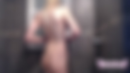 LollipopsAndGumdrops/lollipopsandgumdrops shower with me.mp4