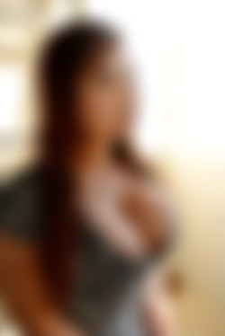 TigerrJuggs.com/Galleries/Futa Hotwife/pic131215_003.jpg