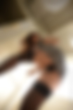 TigerrJuggs.com/Galleries/Futa Hotwife/pic131215_020.jpg
