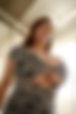 TigerrJuggs.com/Galleries/Futa Hotwife/pic131215_028.jpg