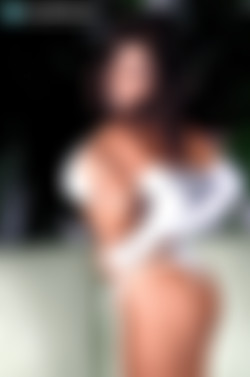 Scoreland.com SiteRip - Part #1/00098-Voluptuous Curvy-Andrea Butjko/Andrea04.jpg