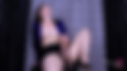 BrookelynneBriar.com H265/After Hours Office Fap.mp4