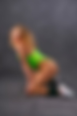 Shiny Leotards/Gallery 021 - Julia M/021sl_040.jpg