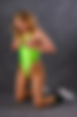 Shiny Leotards/Gallery 021 - Julia M/021sl_043.jpg