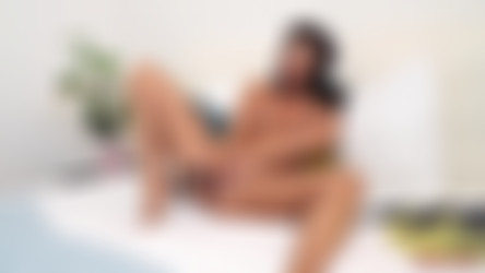 Vicky Love(AllOver30.com Dec 2022 - Feb 2023)/[AllOver30.com] - 2023.02.07 - Vicky Love - Ladies With Toys(1080p).mp4