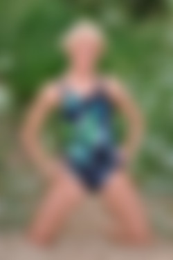 Shiny Leotards/Gallery 079 - Tanya H/079sl_047.jpg