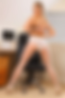 Only Secretaries In Suits 12.01.2012 - 26.12.2012/1st June 2012/Natalia X_yppqohr3/j2E_0082.JPG
