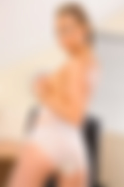 Only Secretaries In Suits 12.01.2012 - 26.12.2012/1st June 2012/Natalia X_yppqohr3/j2E_0127.JPG