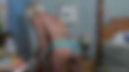 Brazzers.com , Mommygotboobs.com , Emma Starr - My Wood's Hard , August 13th, 2010/emma_starr02_caps/0011.jpg