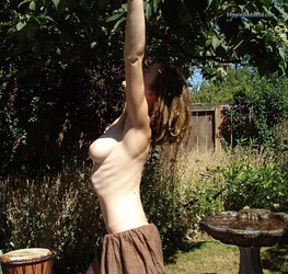 Robin Redhead/Pictures/Hippie Goddess/ingress4/ingress4/ingress4s123.jpg