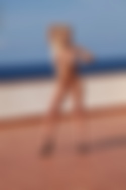 photodromm.com - 2011-11/evelyn - 04 - blonde angel 2/44l.jpg