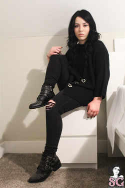 Breezz/2021-03-03 White room/02.jpg