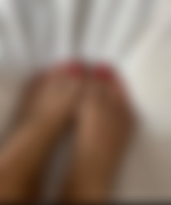 [20XX-XX] corinnakopf PARTIAL/Images/2021-07-01_CK-Feet-19088de5d5812d9b8.jpg