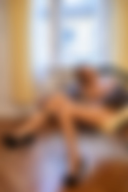 2021phdee/2021-09/[photodromm.com] - 16.09.2021 - Ursula - The Chair (x46, 3000px)/The Chair (14).jpg