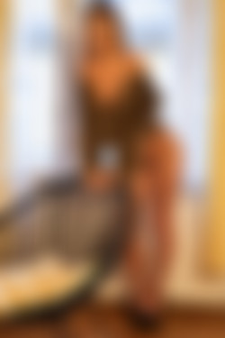 2021phdee/2021-09/[photodromm.com] - 16.09.2021 - Ursula - The Chair (x46, 3000px)/The Chair (26).jpg