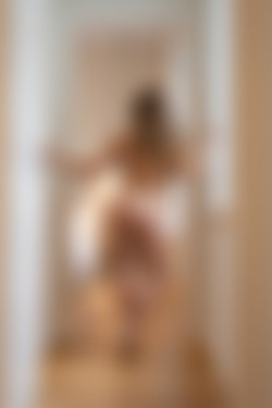 2022phdee/2022-04/[photodromm] 2022-04-02 Molly - The Inner Circle (x46, 3000 px)/The Inner Circle (24).jpg